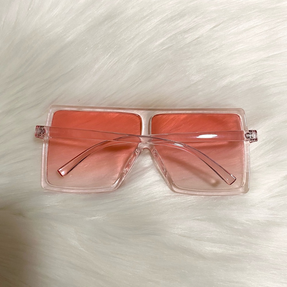 “Pink/Clear” Sunglasses - Picture 2 of 2